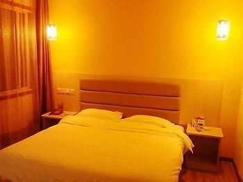 Fond 118 Yanshuiting Hotel Jiujiang  Bagian luar foto