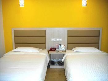 Fond 118 Yanshuiting Hotel Jiujiang  Bagian luar foto