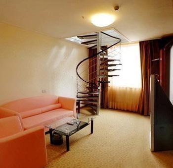 Fond 118 Yanshuiting Hotel Jiujiang  Bagian luar foto